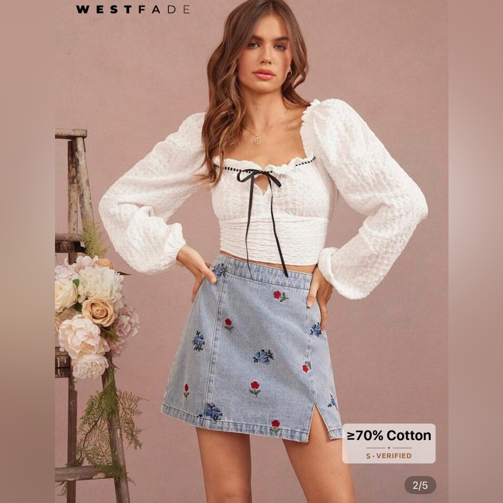 NWT denim embroidered skirt